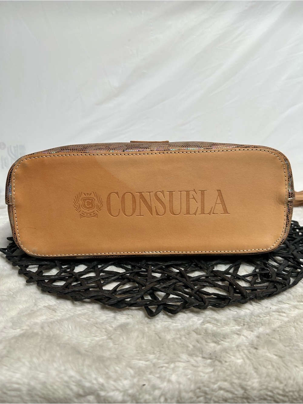 Consuela Iris Hobo - Picture 12 of 14